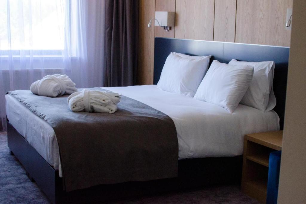 Gazda Hotel&Restaurant - Self Chek-In Jesenice  ภายนอก รูปภาพ