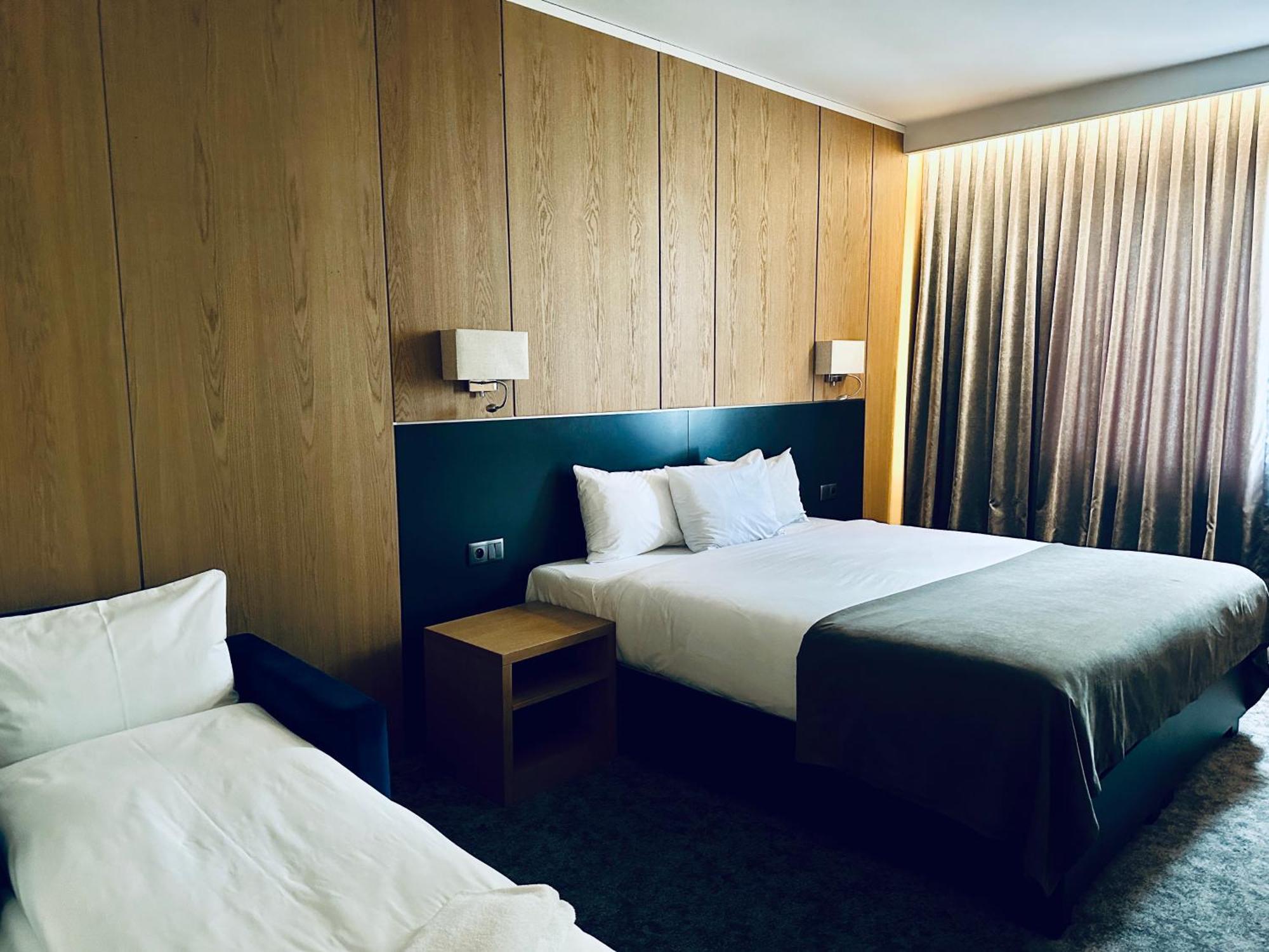 Gazda Hotel&Restaurant - Self Chek-In Jesenice  ภายนอก รูปภาพ