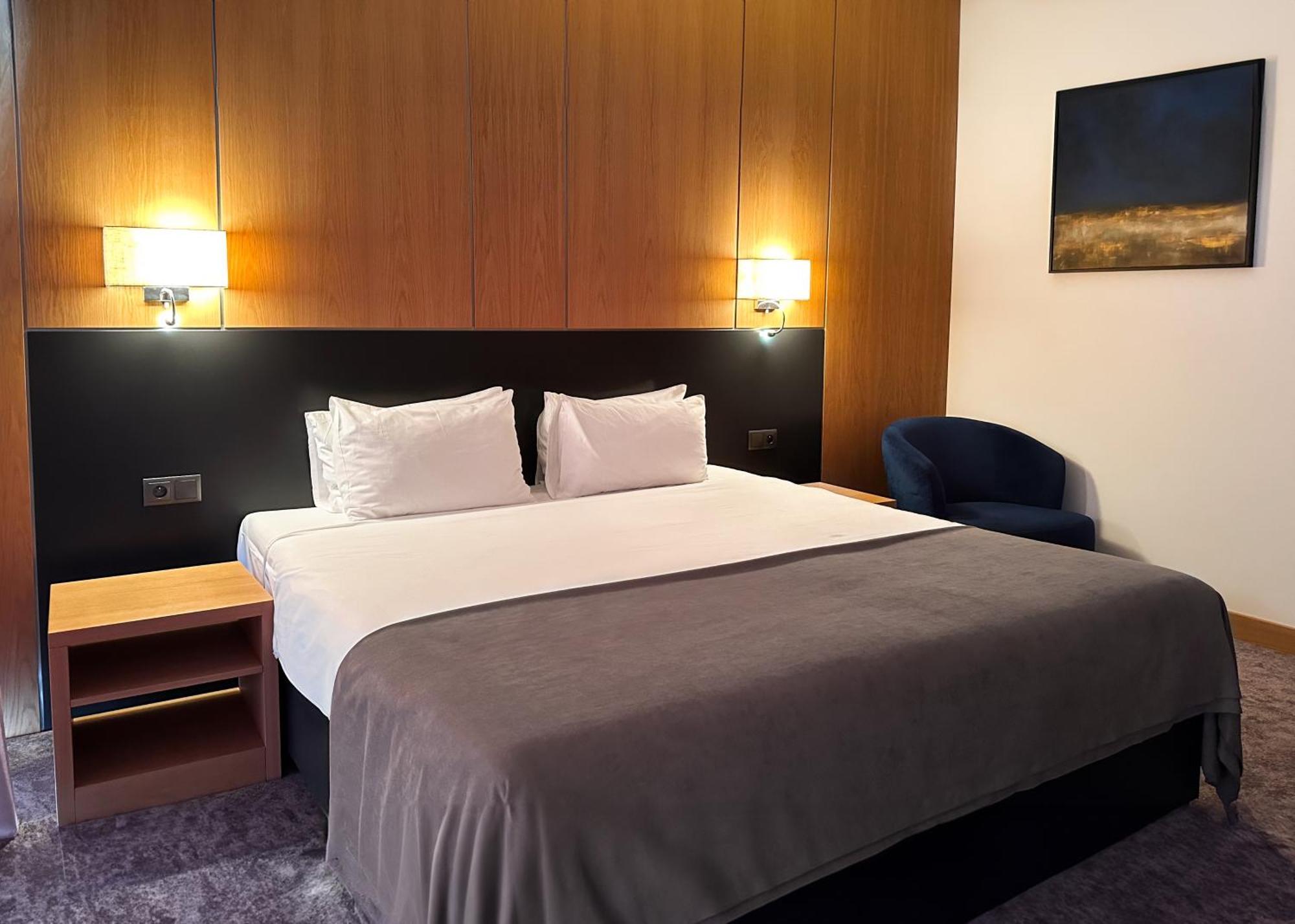 Gazda Hotel&Restaurant - Self Chek-In Jesenice  ภายนอก รูปภาพ