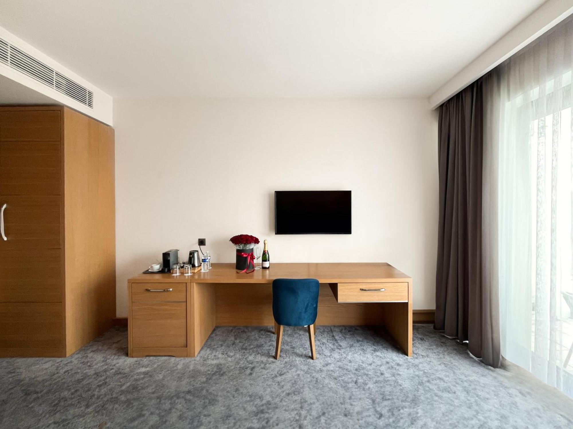 Gazda Hotel&Restaurant - Self Chek-In Jesenice  ภายนอก รูปภาพ