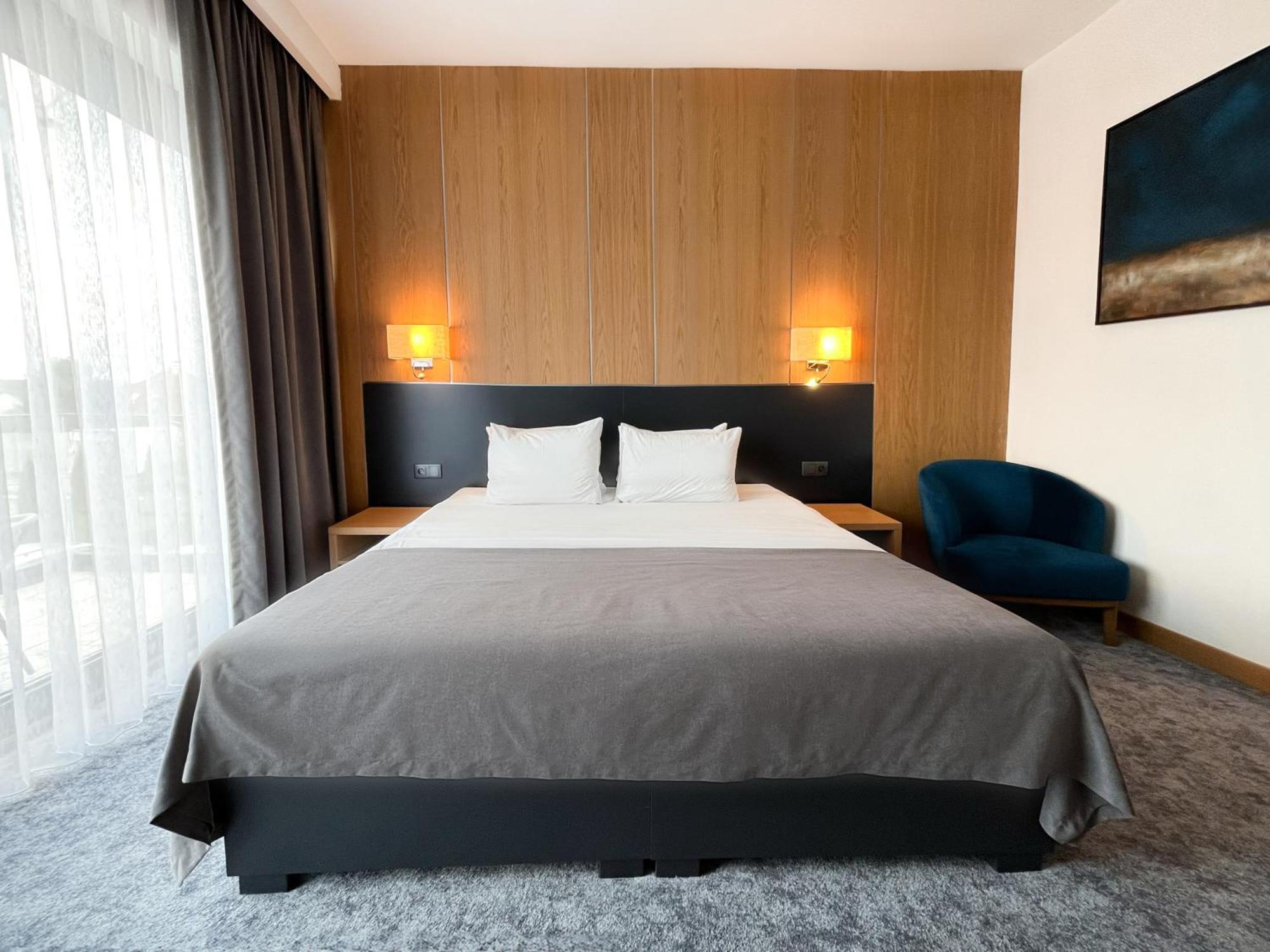 Gazda Hotel&Restaurant - Self Chek-In Jesenice  ภายนอก รูปภาพ